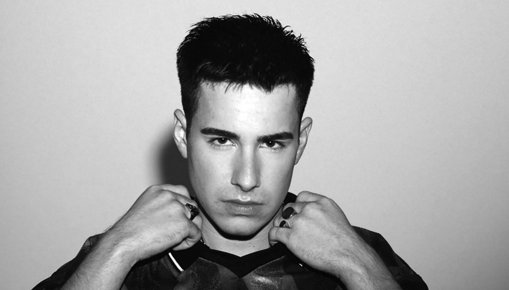 Guille Toledano, vecino de Cabanillas del Campo, brilla en Operación Triunfo y lanza su primer sencillo