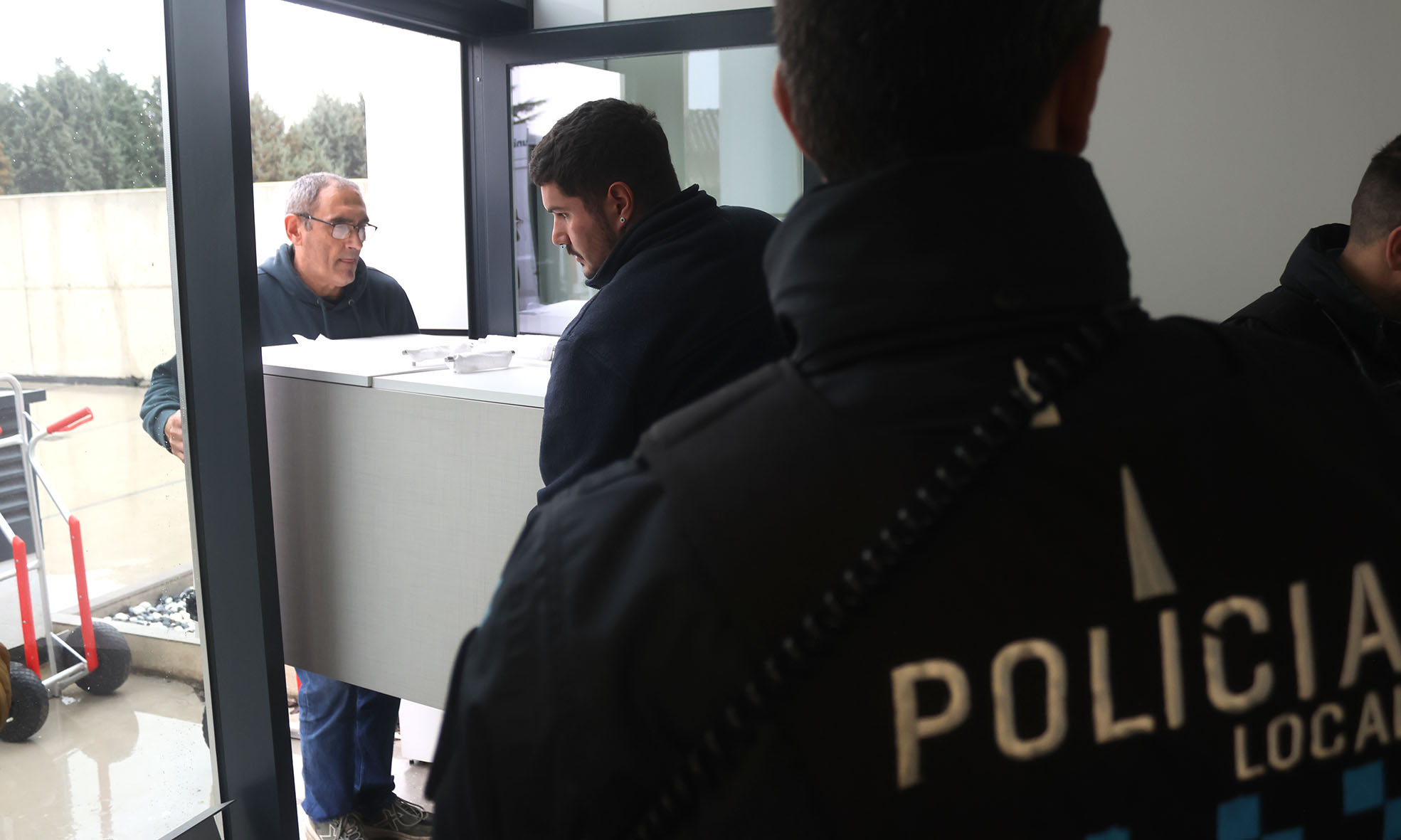 Inician los trabajos de equipamiento del nuevo Centro Municipal de Seguridad en Cabanillas del Campo