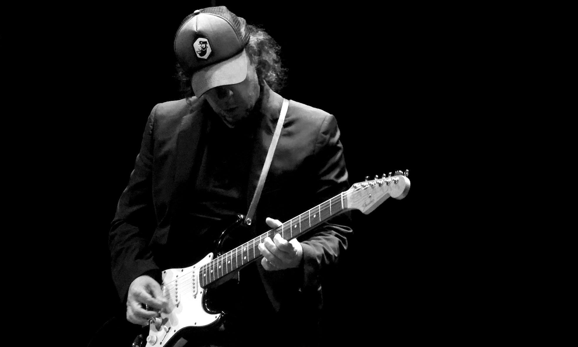 Luis Brea protagoniza una brillante noche acústica en Cabanillas del Campo