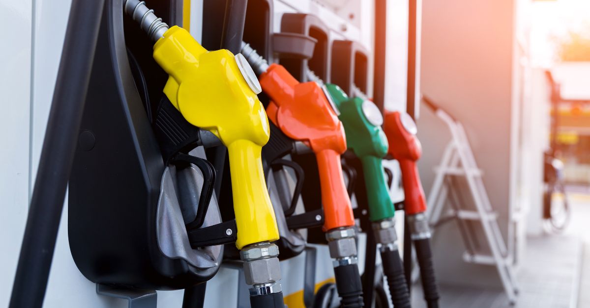 Suben los precios de los carburantes en España, Cabanillas del Campo registra diésel a 1,280 €/L