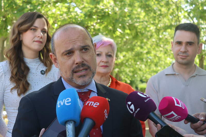 Pablo Bellido defiende la Europa de la solidaridad en el Día de Europa en Cabanillas del Campo