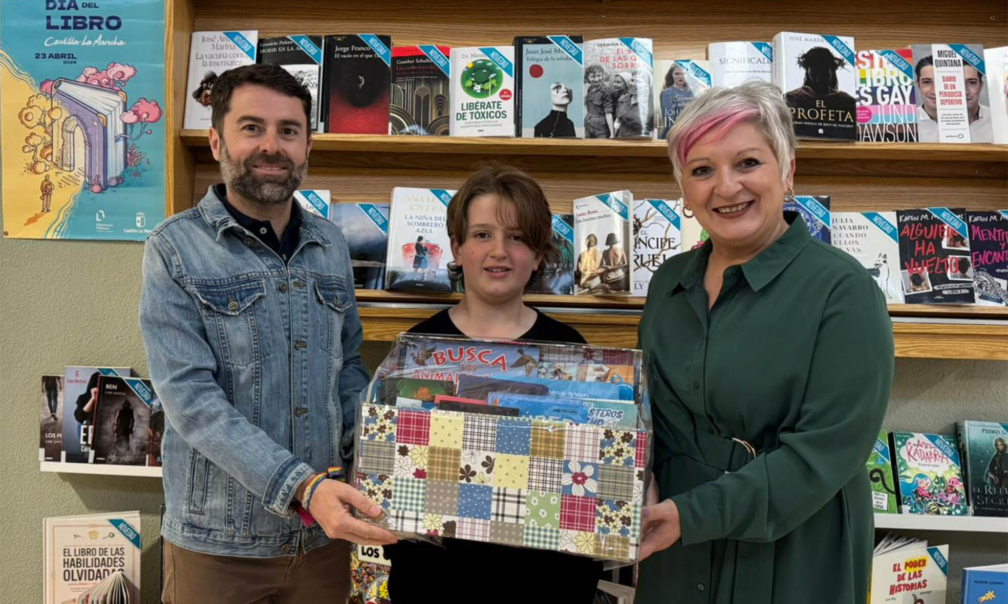 Héctor Vasallo, ganador del concurso del Día del Cómic 2026 en la Biblioteca de Cabanillas