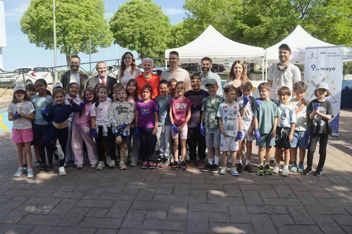 Pablo Bellido defiende la Europa de la solidaridad en acto del Día de Europa en Cabanillas del Campo